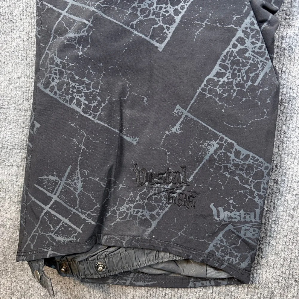 686 x Vestal Snowboard Pants Mens S Black Gray Crackle Print Cargo Ski